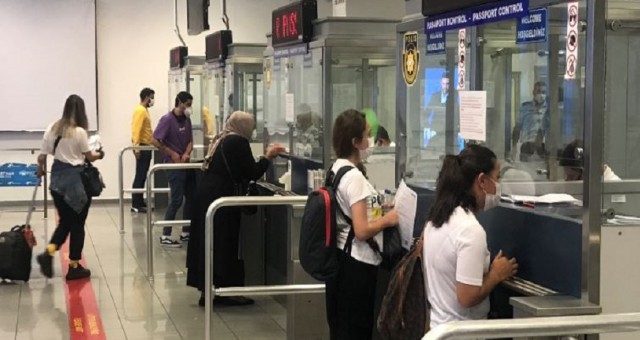 Ercan havalimanı çift aşı ve çift PCR’lı karantinasız girişlere hazır