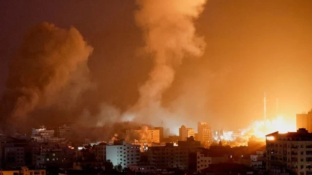 Gazze'de tam abluka ilan edildi...