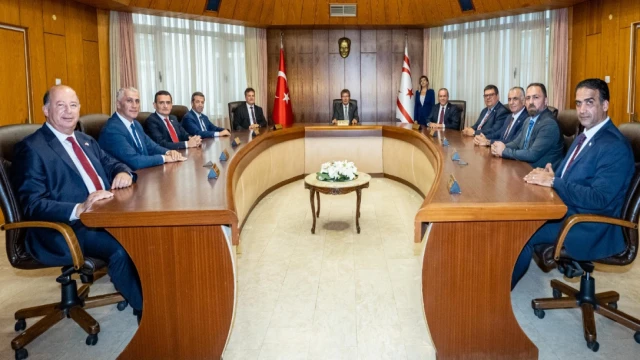 Bakanlar Kurulu, Başbakan Ünal Üstel Başkanlığında Toplandı