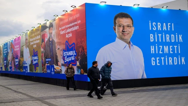 İmamoğlu içeriklerine toplu taşımada yasak geldi