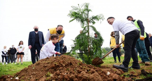 LTB Kızılbaş Parkı’nın yeşil dokusu ortaya çıkıyor