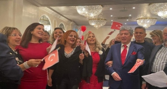 İngiltere Kıbrıs Türk Dernekleri Konseyinden 15 Kasım kutlaması