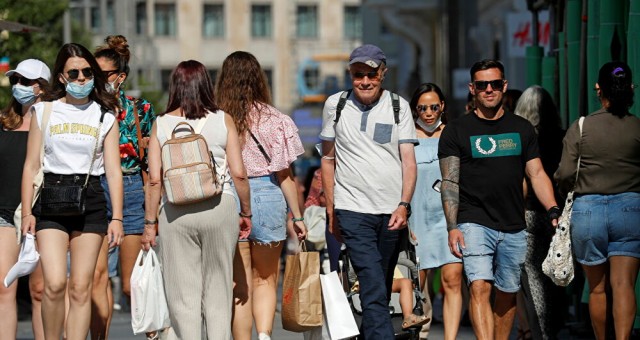 Dünya Delta varyantına karşı önlemlerini artırıyor