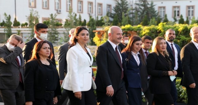 TC İçişleri Bakanı Soylu, Hukuk, Siyasi İşler, Dış İlişkiler Komitesi’ni kabul etti