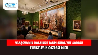 Varşova’nın kalbinde tarih: Kraliyet Şatosu turistlerin gözdesi oldu